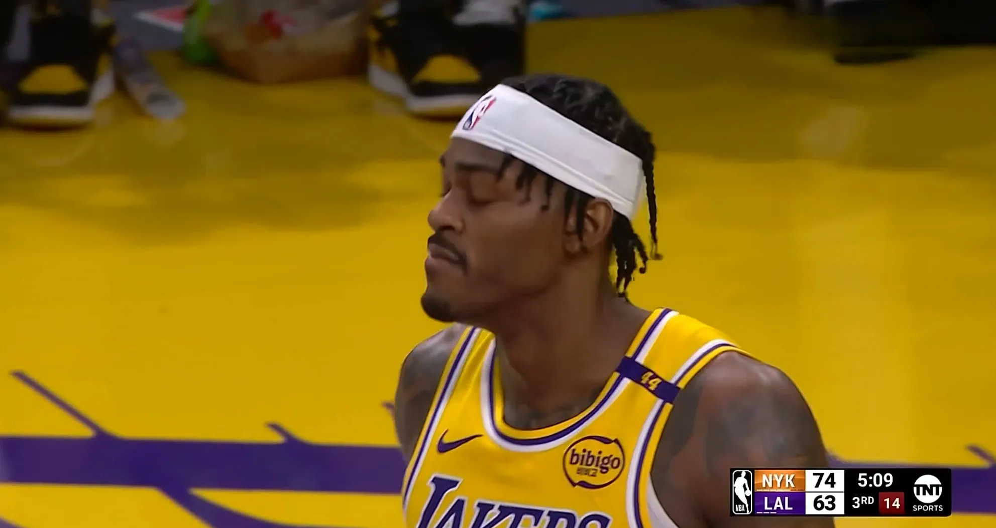 开云体育官网-湖人防守端表现出色独得连胜