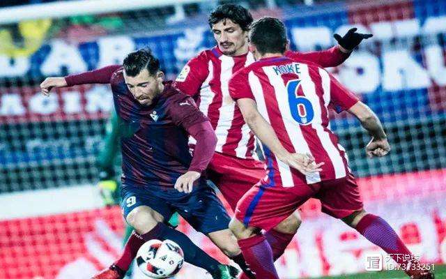 包含埃瓦尔主场大胜，攻坚战术包夹正确及时的词条