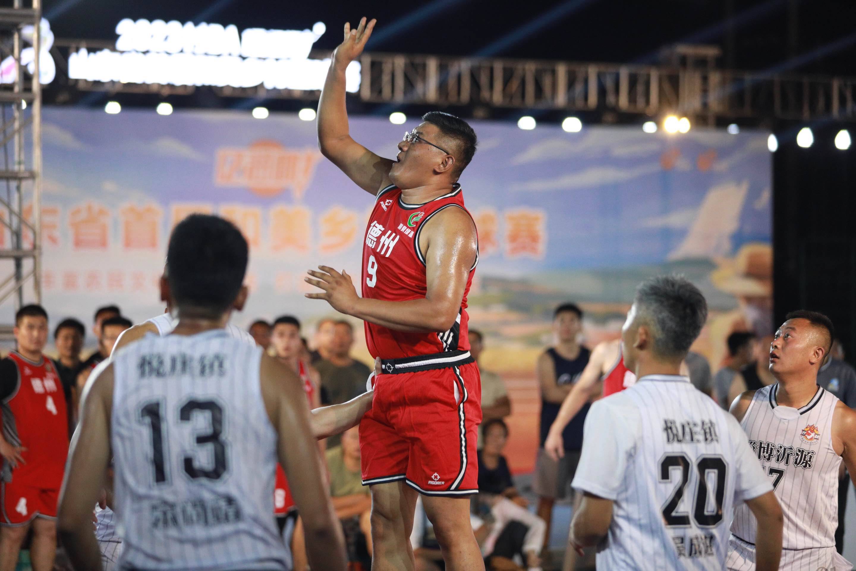 开云体育APP下载-东非篮球职业锦标赛开赛，实力之争燃爆赛场