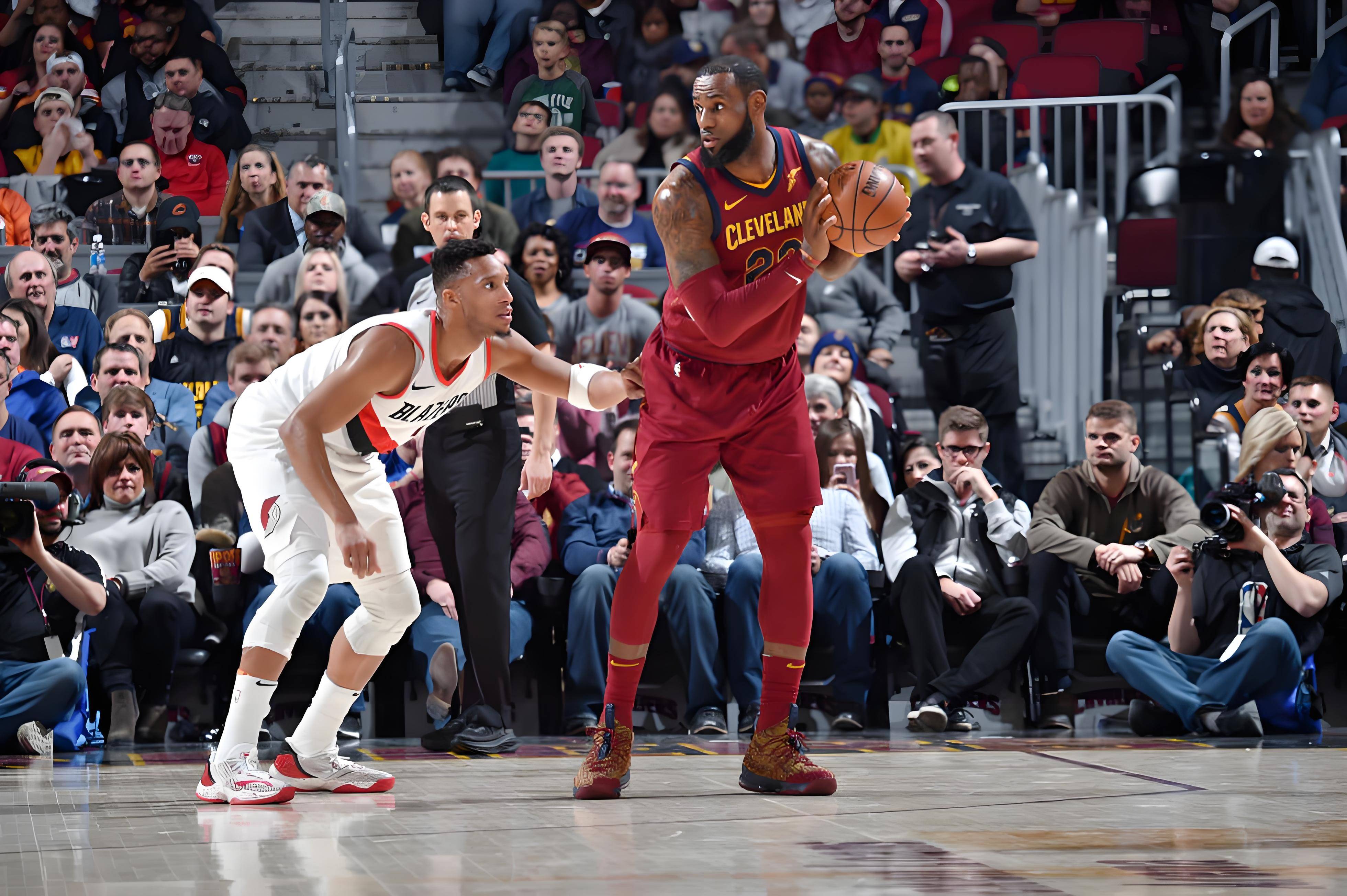 开拓者主场击败太阳连胜势头强劲 开拓者主场击败太阳连胜势头强劲