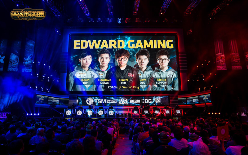 V5险胜LGD,Deft极限生还后反打焦点之战小组赛,成为赛场最大亮点 V5险胜LGD,Deft极限生还后反打焦点之战小组赛,成为赛场最大亮点