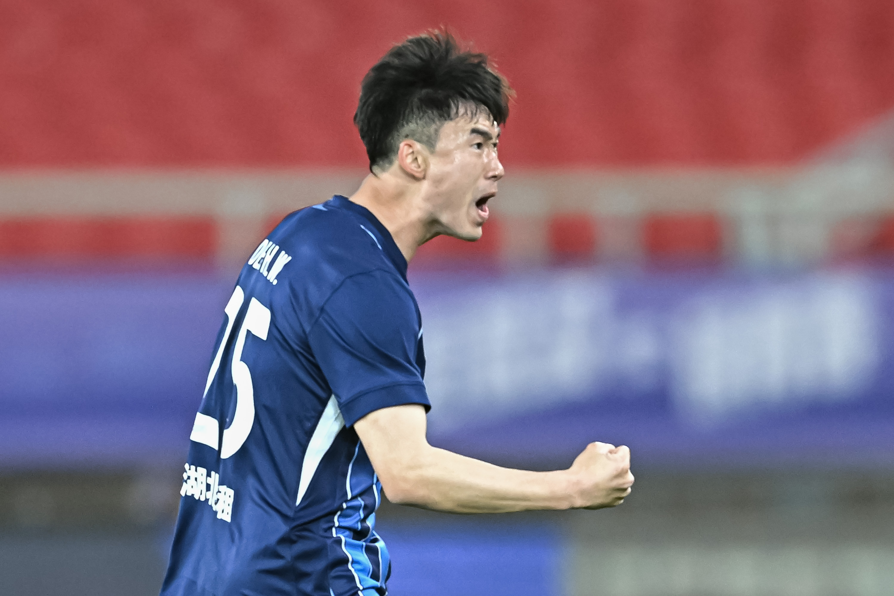 开云下载-包含球队郁郁不得志，主帅痛心备战下赛季的词条