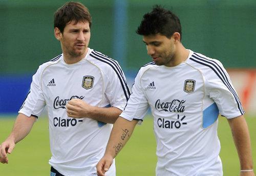 日本完胜葡萄牙,阿圭罗刷新纪录 日本完胜葡萄牙,阿圭罗刷新纪录