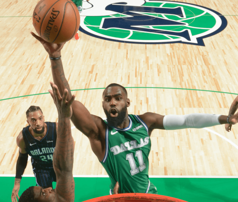 开云体育登录-包含上海队险胜独行侠，武切维奇高光表现的词条