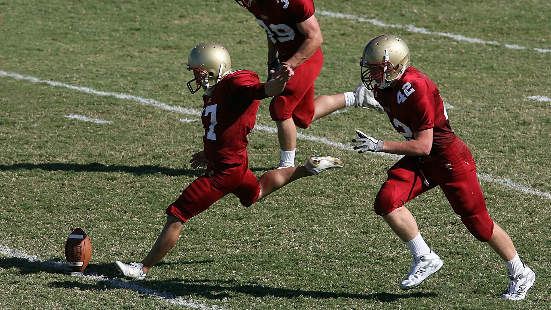 高原之心对钢铁意志，玻利维亚的南美魔法师如何打穿英格兰，楚阿梅尼的跨洋一击成为历史转折点