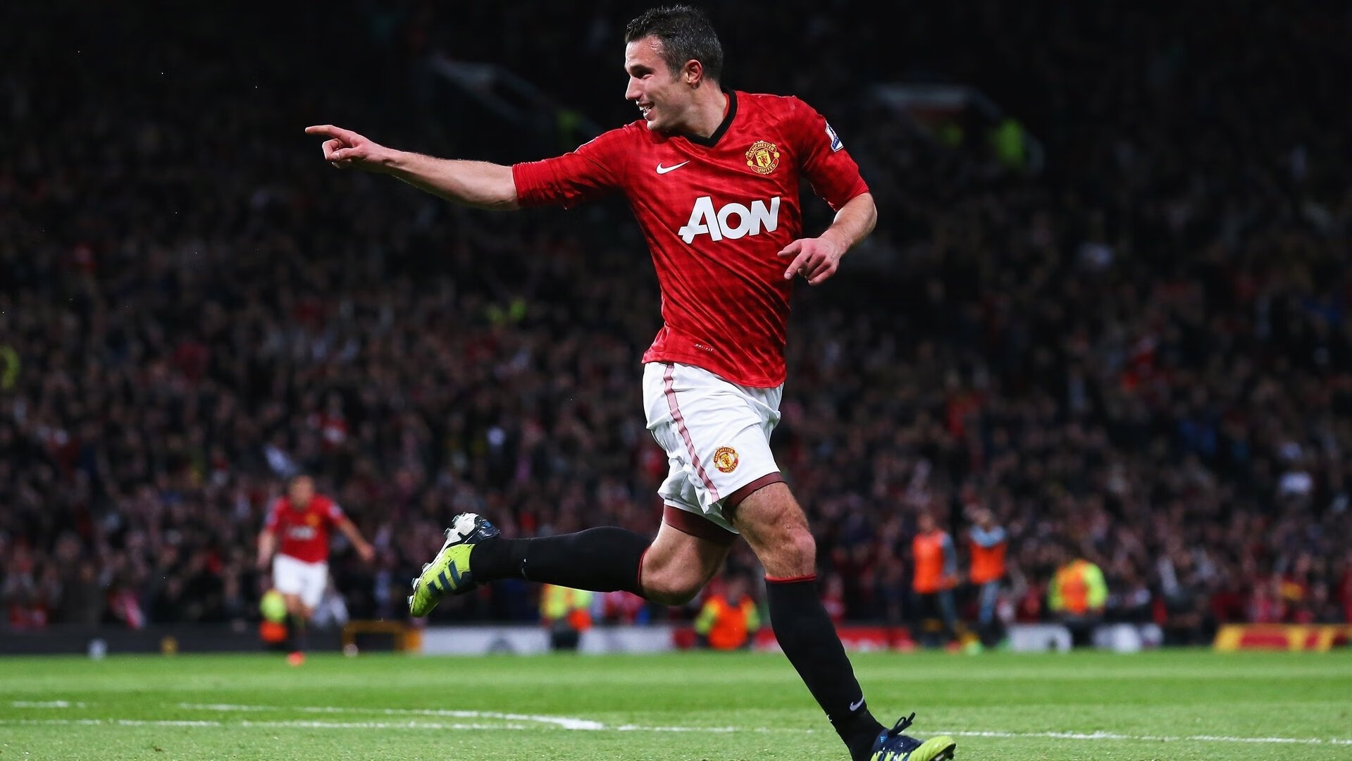 斯德哥尔摩之夜,当北欧钢铁森林碾碎东瀛樱花,一个中国名字点燃赛场