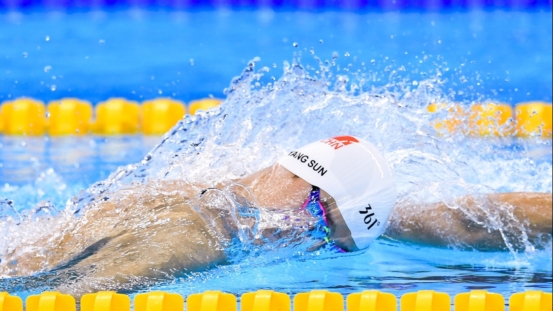 黄潜艇的锋刃与高加索的鹰，当战术压制遇见天才接管